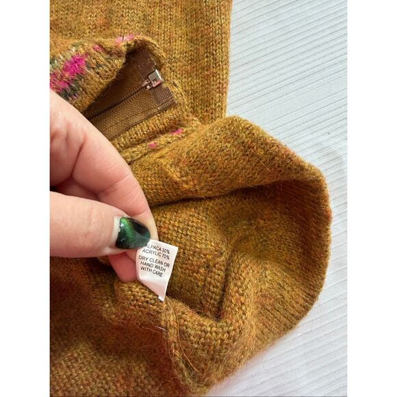 The Alpaca Connection Peru Brown Cardigan Sweater Size Small Hand Made - Picture 8 of 10